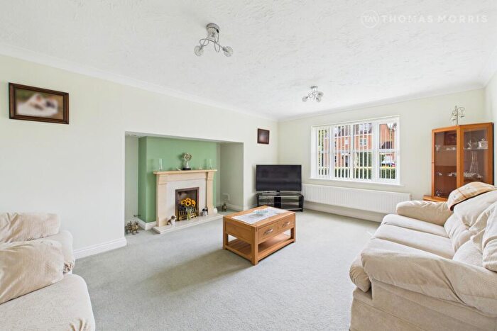 5 Bedroom Detached House For Sale In Farriers Way, Warboys, Huntingdon, Cambridgeshire, PE28