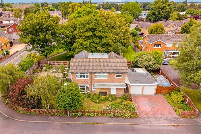 3 Bedroom Detached House For Sale In Ambury Gardens, Crowland, PE6