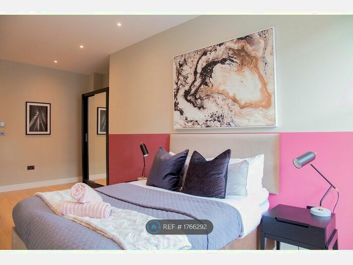 2 Bedroom Flat To Rent In Stonehills, Welwyn Garden City, AL8