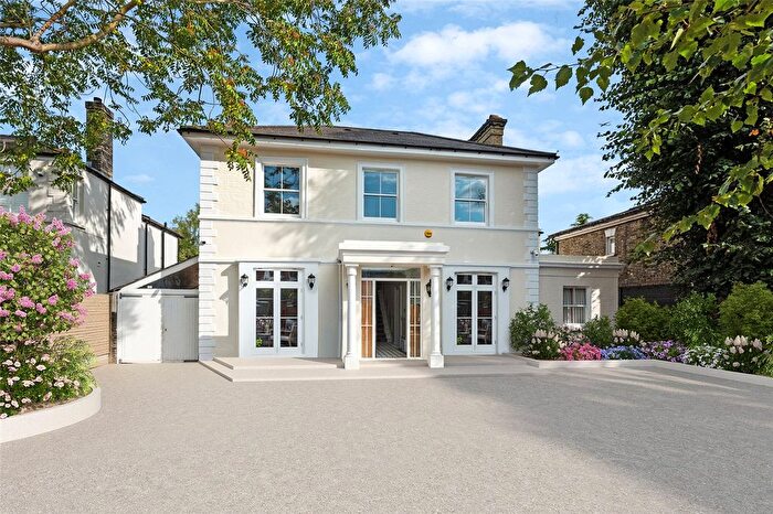 6 Bedroom Detached House To Rent In Upper Richmond Road, London, SW15