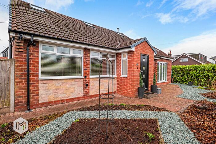 4 Bedroom Semi-detached Bungalow For Sale In Stretton Road, Greenmount, BL8