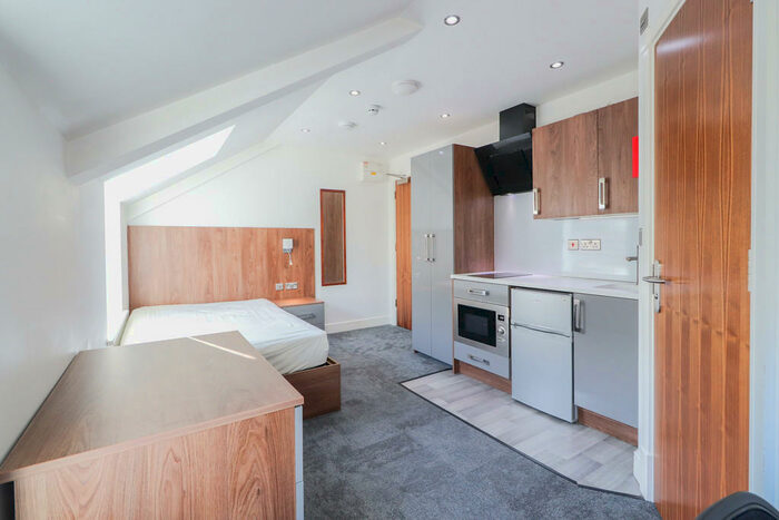 Studio To Rent In Queens Road, City Centre, CV1