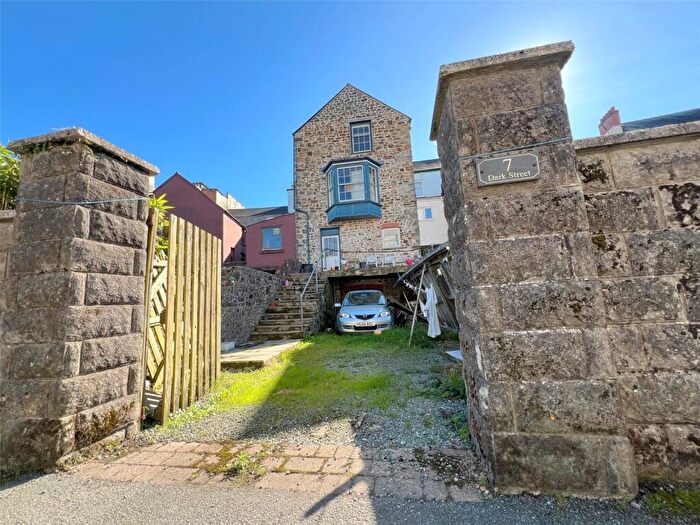 5 Bedroom Detached House For Sale In Dark Street, Haverfordwest, Pembrokeshire, SA61