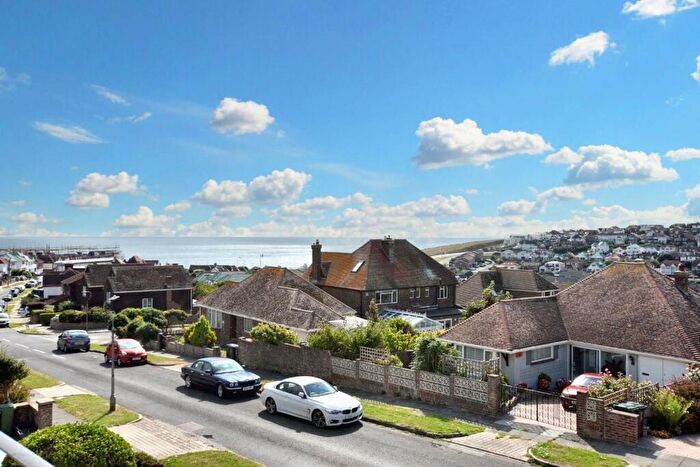 2 Bedroom Flat For Sale In Chichester Close, Wicklands Avenue, Saltdean, BN2