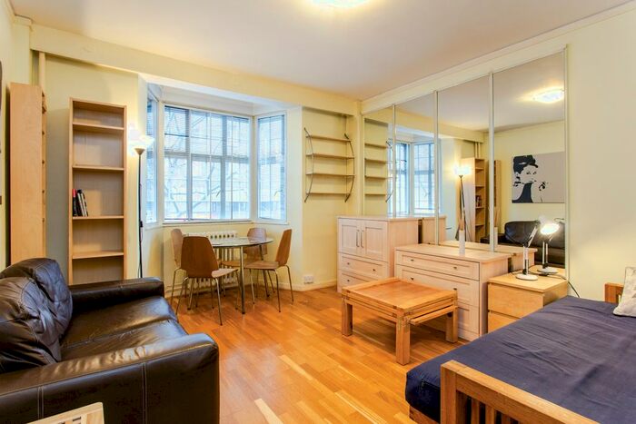 Studio To Rent In Woburn Place, London, WC1H