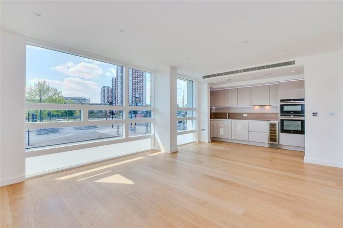 2 Bedroom Flat To Rent In Holland Park Avenue, London, W11