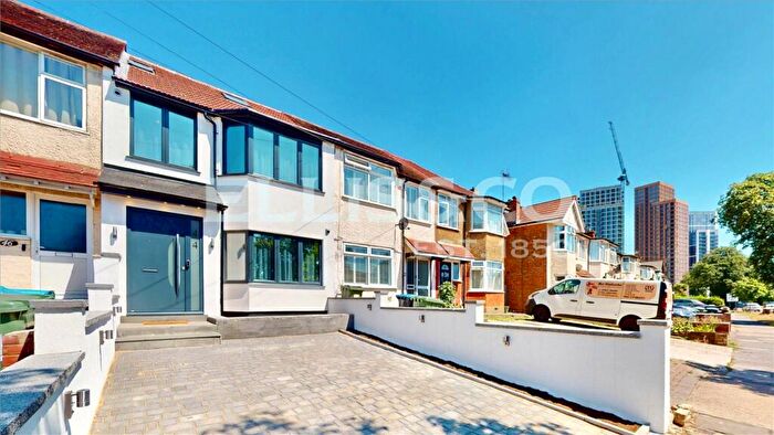 3 Bedroom Terraced House For Sale In Bridgewater Road, Wembley, HA0