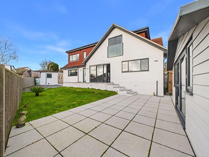 4 Bedroom Bungalow For Sale In Mill Hill Drive, Shoreham By Sea, BN43