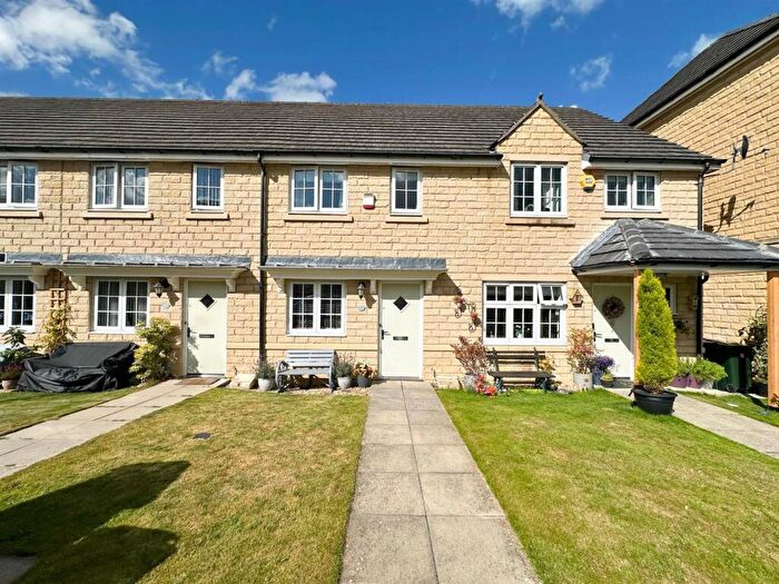 2 Bedroom Terraced House For Sale In Hawthorne Road, Steeton, BD20