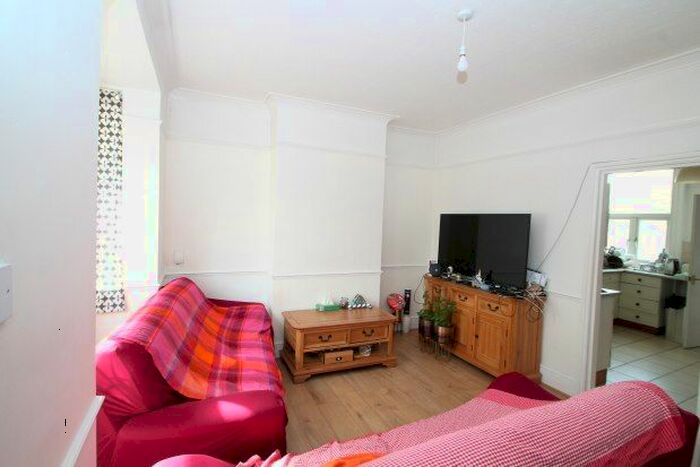 3 Bedroom Semi-Detached House To Rent In Westfield Road, Sutton, SM1