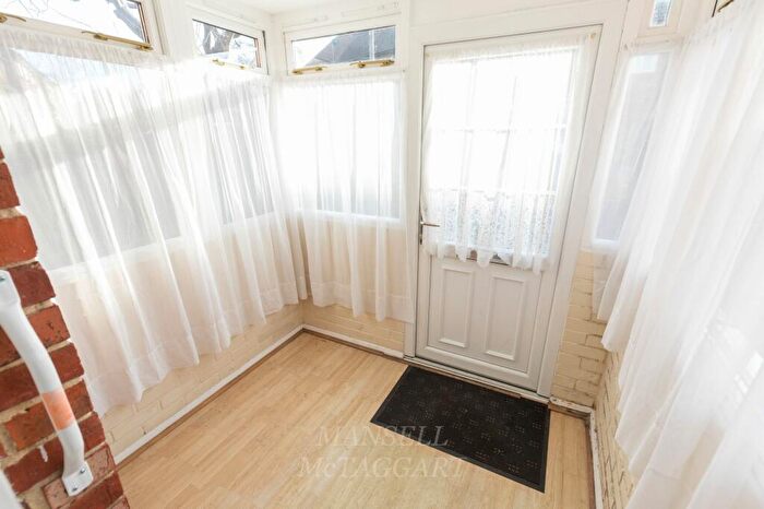 3 Bedroom Terraced House For Sale In Woodlands Road, East Grinstead, RH19