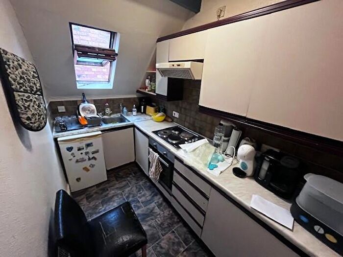 1 Bedroom Flat To Rent In Clarendon Road, Birmingham, B16