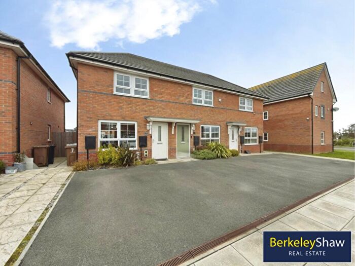 2 Bedroom End Of Terrace House For Sale In Sundial Close, Liverpool, L23