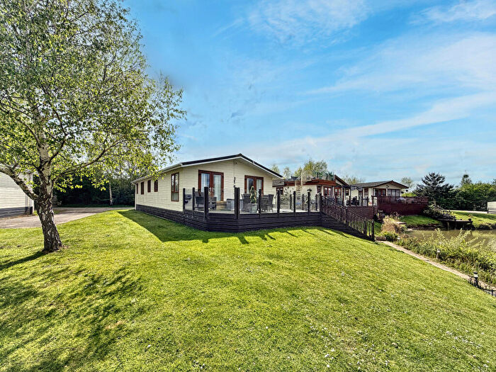 2 Bedroom Lodge For Sale In Augusta Drive Tydd St Giles Golf And Country Club, Kirkgate, PE13