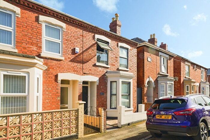 3 Bedroom Semi-detached House For Sale In Jersey Road, Gloucester, Gloucestershire, GL1