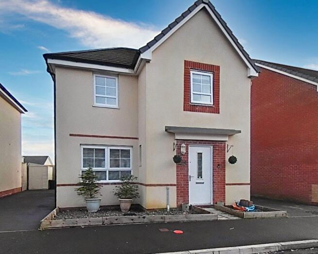 4 Bedroom Detached House For Sale In Maes Y Rhedyn, Bridgend, CF31