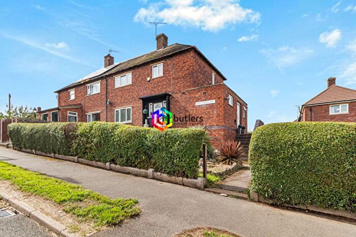 3 Bedroom Semi-Detached House For Sale In Basegreen Road, Sheffield, S12