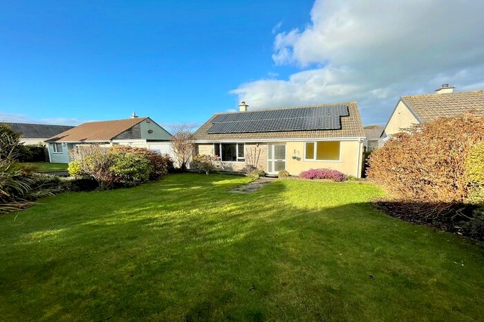 2 Bedroom Bungalow To Rent In Trelawney Road, Callington PL17