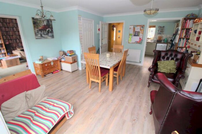 4 Bedroom Detached House For Sale In Selway Drive, Bury St. Edmunds, IP32