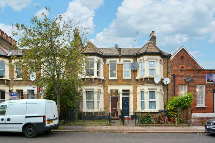 1 Bedroom Flat To Rent In Gosterwood Street, London, SE8