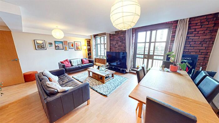 2 Bedroom Apartment To Rent In Cambridge Mill, Cambridge Street, Manchester, M1