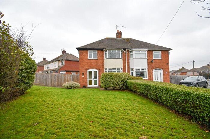 3 Bedroom Semi Detached House For Sale In Hall Drive, Greasby, Wirral, CH49