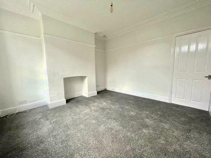 3 Bedroom House To Rent In Old Mill Lane, Barnsley, S70