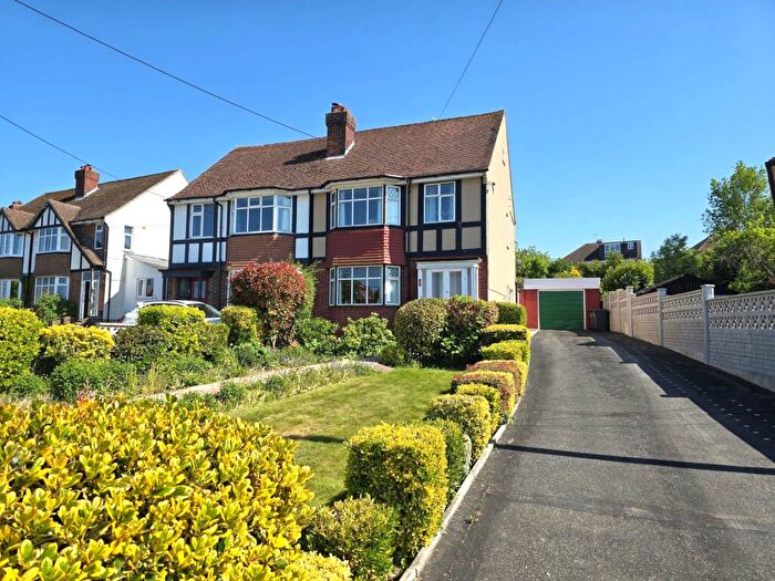3 Bedroom Semi-Detached House For Sale In Ashford Road, Canterbury, CT1