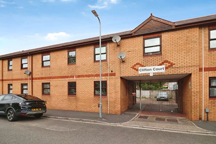 1 Bedroom Flat For Sale In Star Street, Cardiff, South Glamorgan, CF24