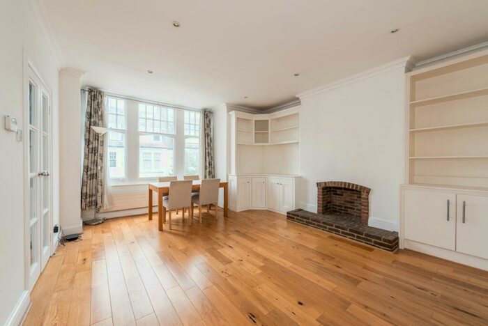 2 Bedroom Apartment To Rent In Howitt Road, London, NW3