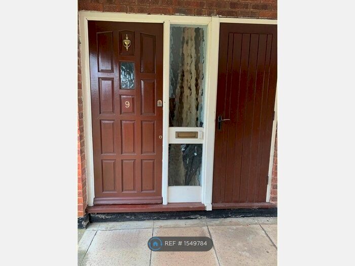 2 Bedroom Terraced House To Rent In Grosvenor Gardens, Billericay, CM12