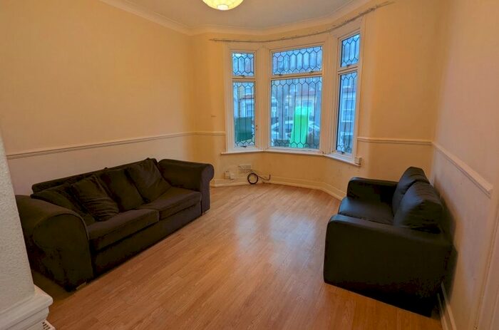 1 Bedroom Flat To Rent In Dunedin Road, London, E10