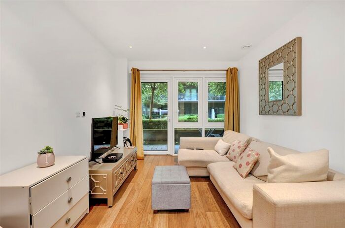 1 Bedroom Flat For Sale In Longfield Avenue, London, W5
