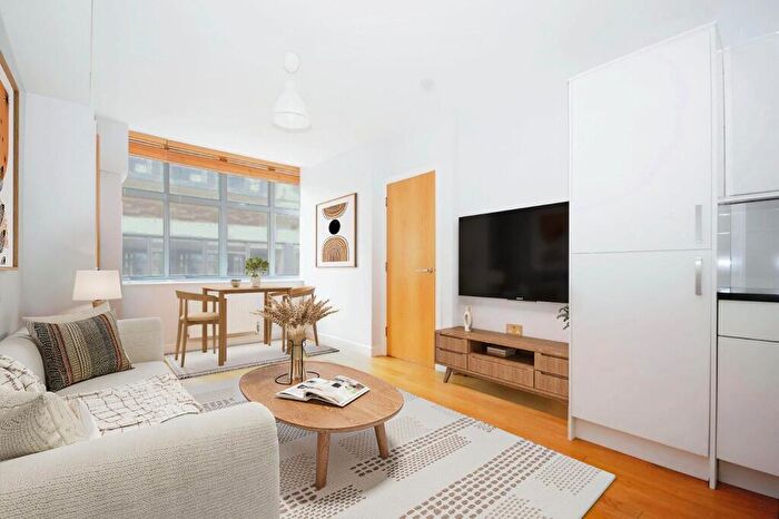 1 Bedroom Apartment To Rent In Curtain Road, Shoreditch, EC2A