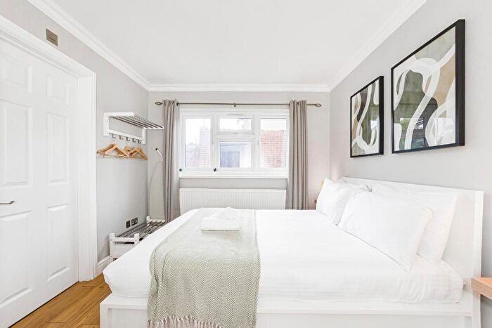 6 Bedroom End Terrace House To Rent In Rosedene Terrace, Leyton, E10