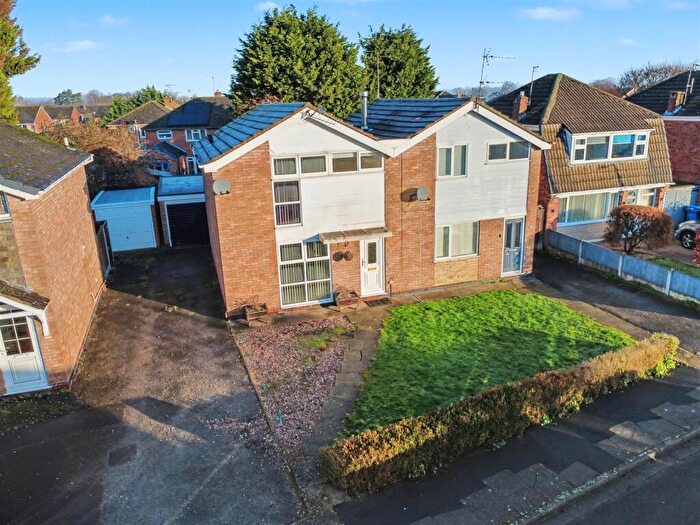 3 Bedroom Semi Detached House For Sale In Kirkdale Gardens, Long Eaton, NG10