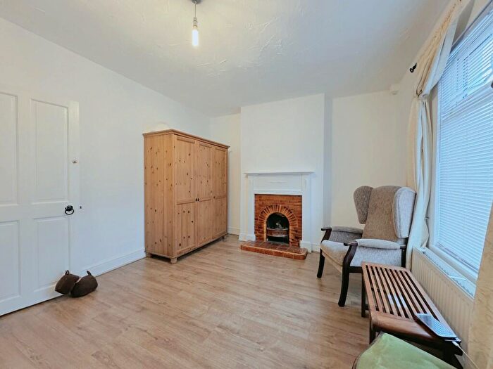 3 Bedroom Semi-Detached House To Rent In Knole Lane, Bristol, BS10