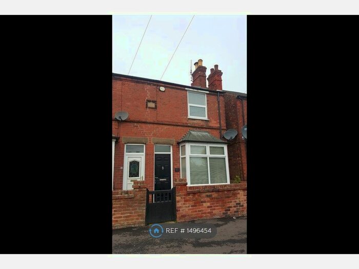 2 Bedroom Semi-Detached House To Rent In First Avenue, Nottingham, NG4
