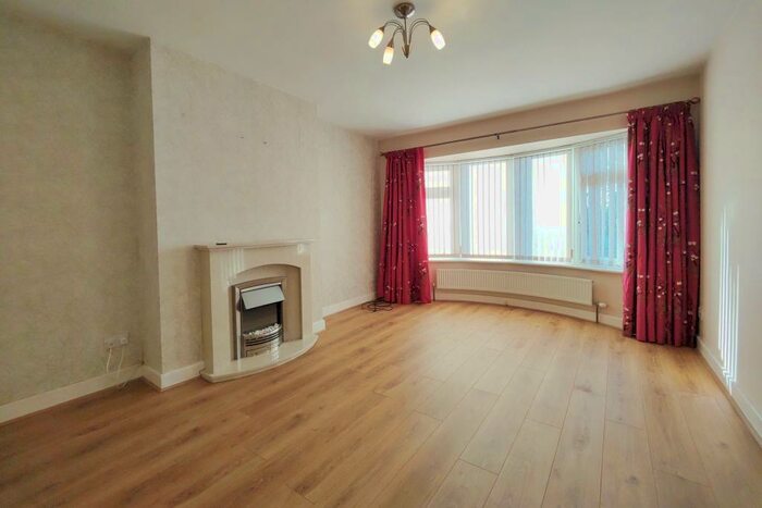 3 Bedroom Semi-Detached House To Rent In Garfield Drive, Morecambe, LA4