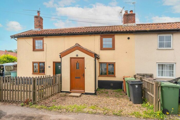 2 Bedroom Terraced House For Sale In Letton Road, Shipdham, IP25
