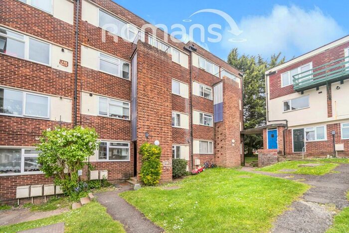 2 Bedroom Apartment To Rent In Tetbury Court, Prospect Street, RG1