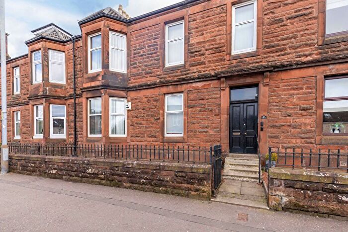 2 Bedroom Flat For Sale In Cumbernauld Road, Stepps, Glasgow, G33