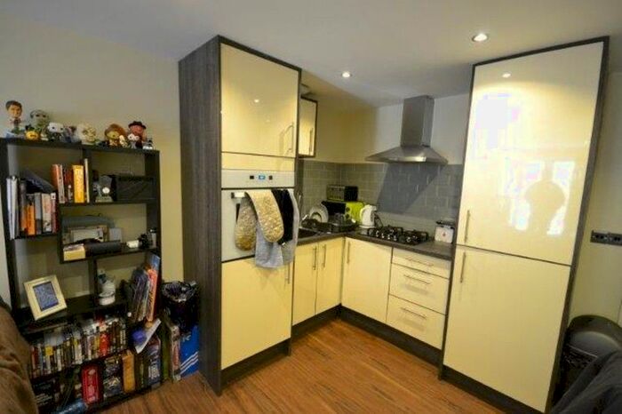 1 Bedroom Flat To Rent In Westbury Road, Knighton Fields, Leicester LE2