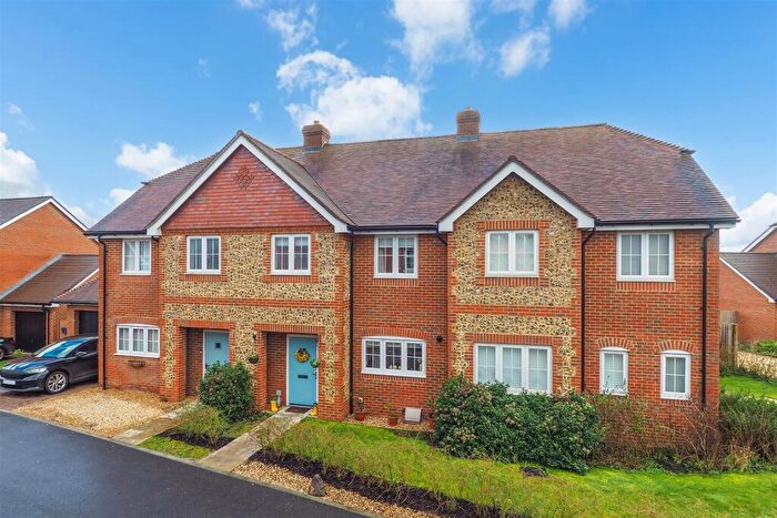 3 Bedroom Terraced House For Sale In Holbrooke Place, Hurstbourne Priors, Whitchurch, RG28