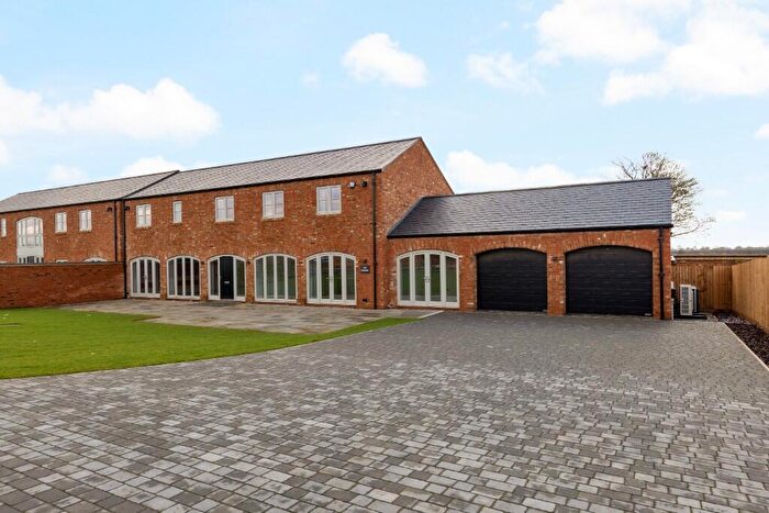 3 Bedroom Semi Detached House To Rent In Holcot Road, NN6