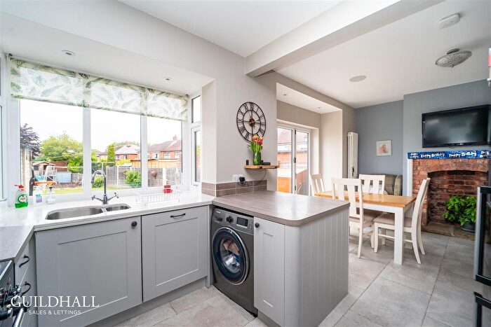 3 Bedroom Semi-Detached House For Sale In Clifton Avenue, Ashton-On-Ribble, Preston, PR2