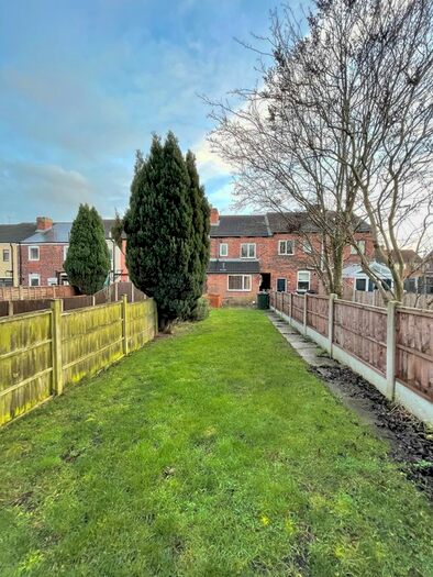 2 Bedroom Terraced House To Rent In Wadsworth Road, Bramley, Rotherham S66