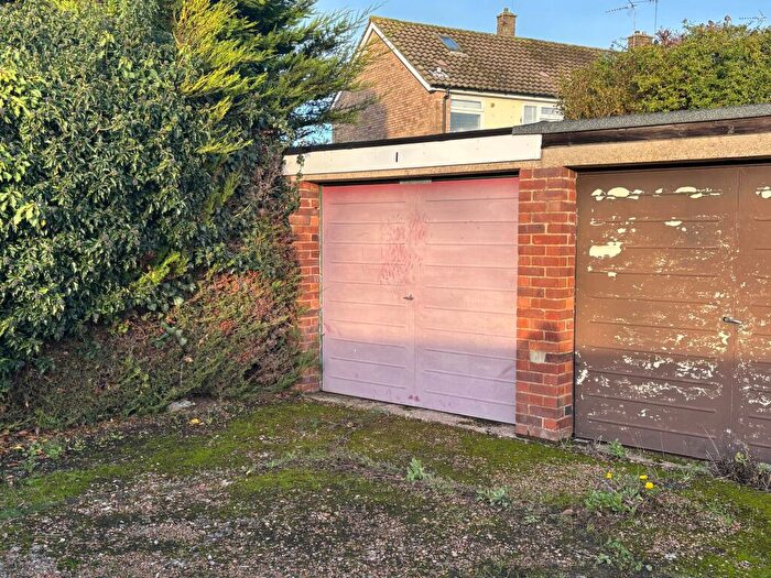 Garage / Parking To Rent In Collingwood Road, Woodbridge, IP12