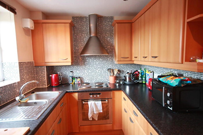 2 Bedroom Apartment For Sale In Weavers Court, Buckshaw Village, PR7