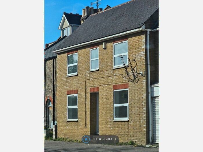 3 Bedroom Terraced House To Rent In Chapel Court, Margate, CT9